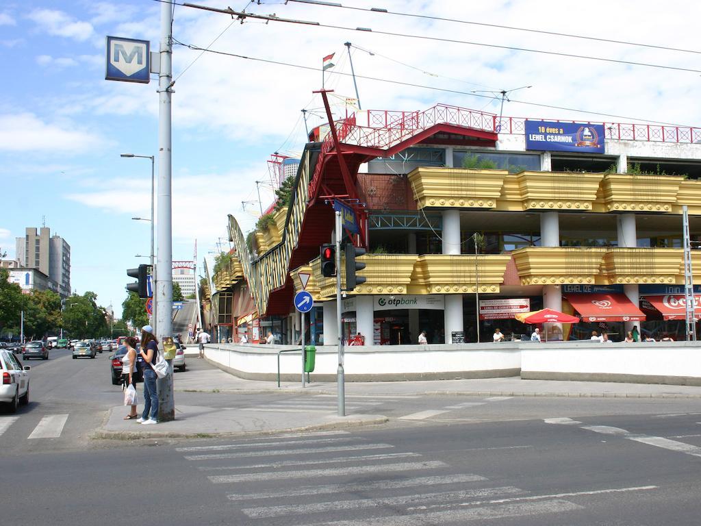 Arriva Apartment, Optional Indoor Parking Budapest Exteriör bild