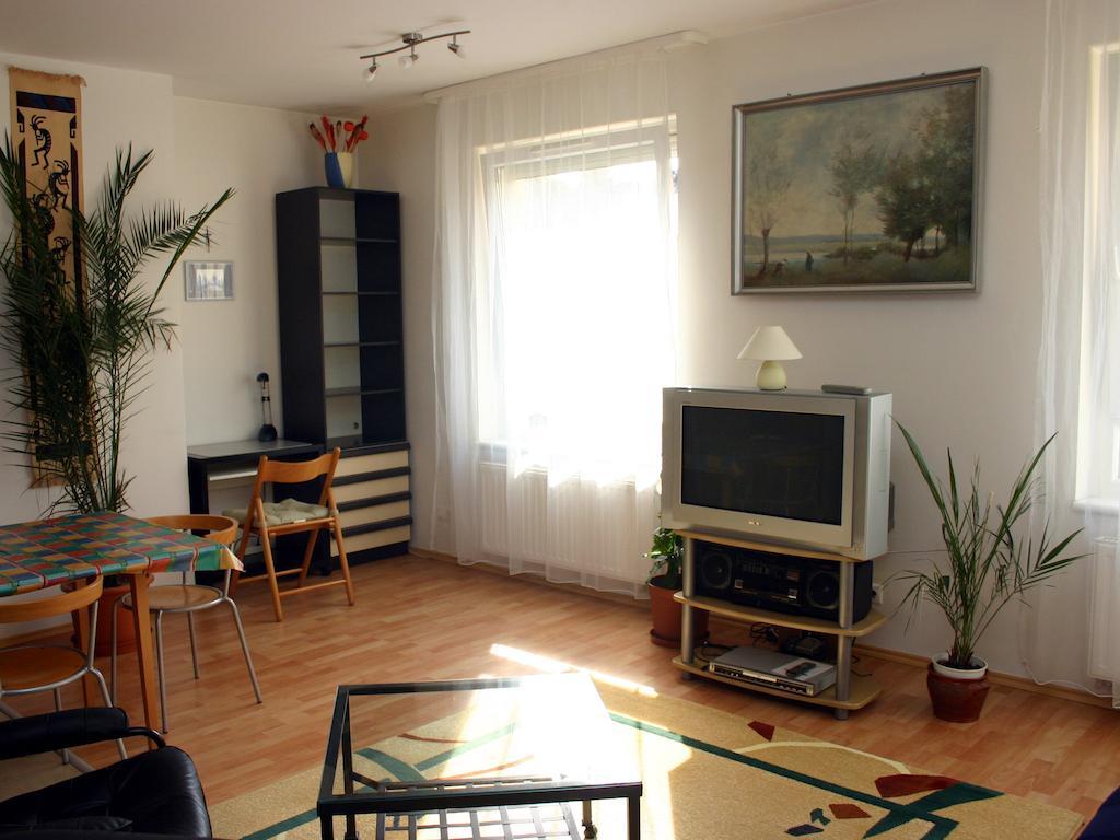 Arriva Apartment, Optional Indoor Parking Budapest Exteriör bild