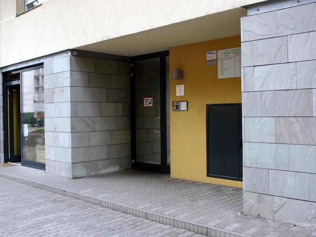 Arriva Apartment, Optional Indoor Parking Budapest Exteriör bild